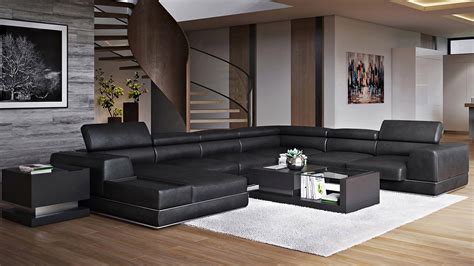 Wynn Black Leather Sectional Sofa with Adjustable Headrests | Zuri Furniture