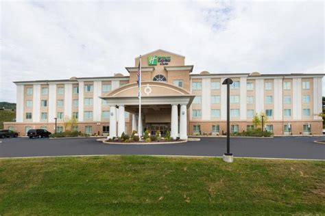 Holiday Inn Express and Suites Dickson City, Dickson City (PA) | 2021 Updated Prices, Deals