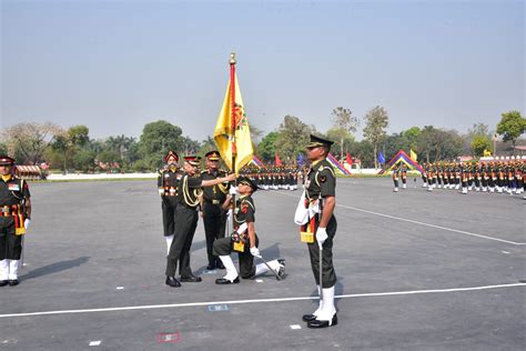 ARMY CHIEF PRESENTS PRESIDENT’S COLOURS TO UNITS OF THE DOGRA REGIMENT – JK Post