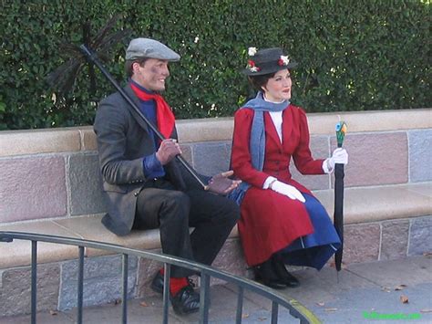 mary poppins and bert | Disney face characters, Mary poppins, Mary poppins and bert