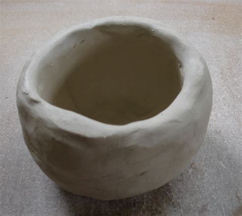 Blue Starr Gallery: Making a Pinch Pot