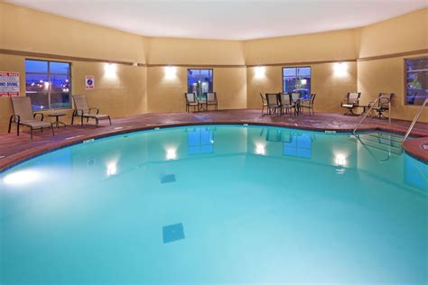 Holiday Inn Express Hotel & Suites Okmulgee, an IHG Hotel in Okmulgee | Best Rates & Deals on Orbitz