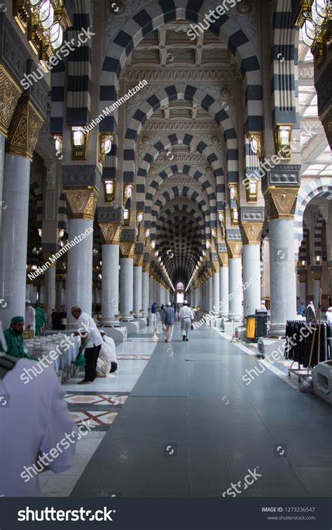 Interior Design Masjid Nabawi Prophets Mosque Stock Photo 1273236547 ...