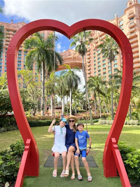 Visiting Harborside at the Atlantis, Bahamas 2022 with Kids | Southern Snippets