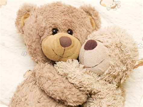 Wallpaper Furry teddy bears, hug 5120x2880 UHD 5K Picture, Image