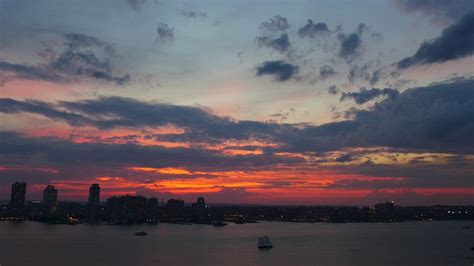 #Sunset over the Hudson River from Manhattan #nyc #photography | Sunset, Photography, Hudson river