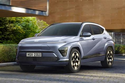 Hyundai Kona Electric 2025 - Alex Lorrin