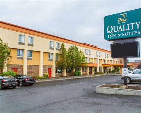 Clarion Hotel & Suites Riverfront, Oswego (NY) | 2021 Updated Prices, Deals