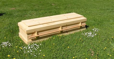 Pine Box Caskets - Complete Guide to Cost, Quality & Options