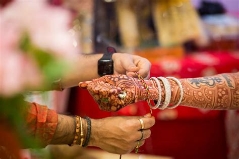 A Hindu Engagement Ceremony in Queens: Sagai Ceremony Photos - San Antonio Wedding & Family ...