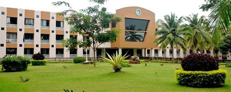 Nitte Meenakshi Institute of Technology Fees & Courses List 2024