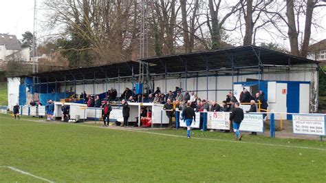 The Wycombe Wanderer: Lye Town - The Sports Ground