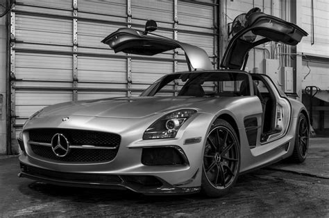 This look of Mercedes SLS AMG Matte Black very impressive Sls Black Series, Planes Trains ...