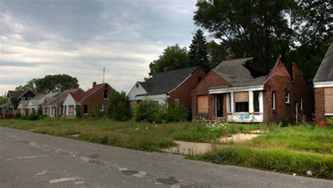 Suburbs and Exurbs Are Dead | www.splicetoday.com