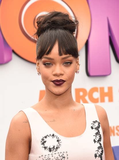 Rihanna Debuts Bold Block Eyebrows As The Latest Move In Her Epically Fleek Brow Evolution