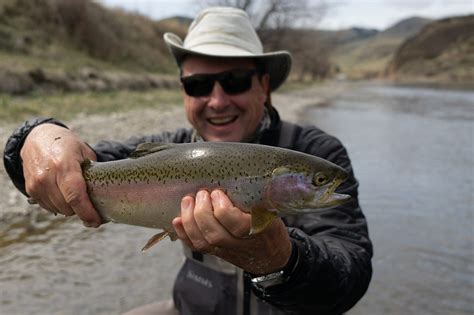 Missouri River Fly Fishing | River Descriptions by Wet Net Outfitters