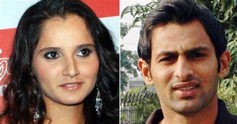 Shoaib Malik divorces Ayesha Siddiqui - Masala.com