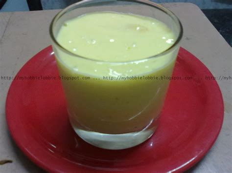 Mango Lassi (Mango Yogurt Smoothie) - The Aspiring Home Cook