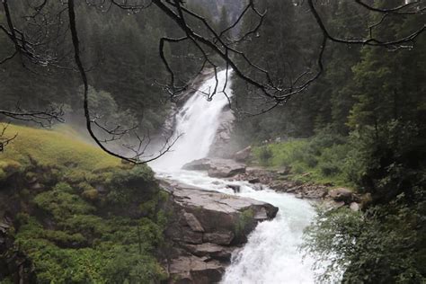 Hiking through the Krimml Waterfalls in Salzburg – justbluedutch