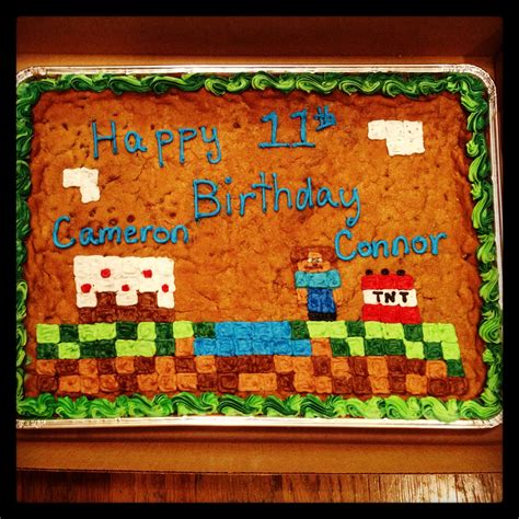 Minecraft cookie cake | Boy birthday parties, Minecraft birthday, Boy ...