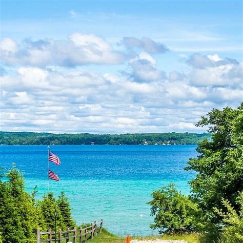 10 Alluring Michigan Boating Spots Perfect for a Day on the Water | Michigan