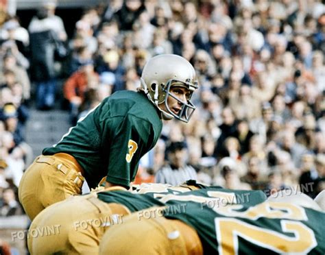 JOE MONTANA Notre Dame Photo Picture FIGHTNG Irish Football Photograph Print 8x10, 8.5x11 or ...