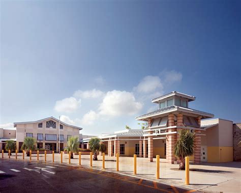 Boca Raton High School in Florida image - Free stock photo - Public ...