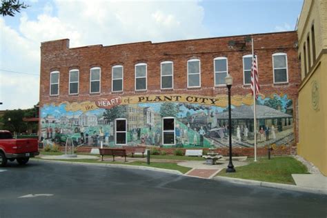 Plant City, Florida: Strawberry Capital and Railroad Town