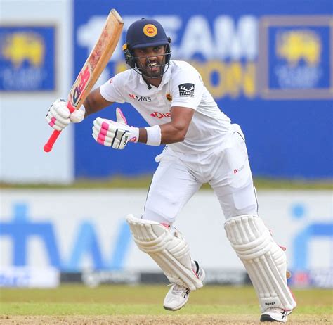 Dinesh Chandimal raises his fifty | ESPNcricinfo.com