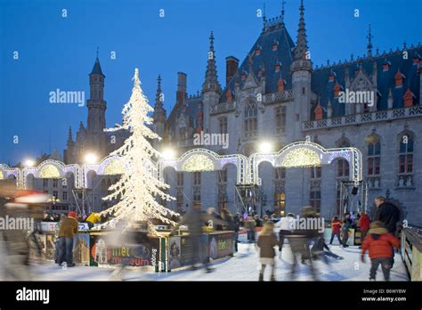 Skating rink at Christmas Markt Bruges Belgium Stock Photo - Alamy