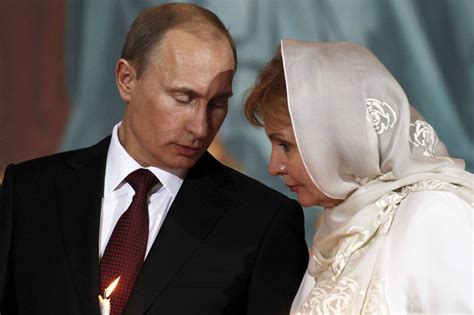 A rare, tantalizing peek into Putin’s secret family life