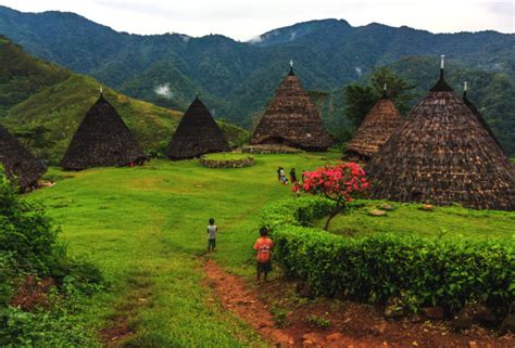 wae-rebo-in-flores - Discover Your Indonesia