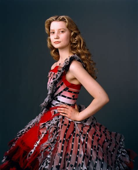 File:New-Alice-in-Wonderland-Mia-Wasikowska-Photoshoot-alice-in-wonderland-2010-10340861-1183 ...