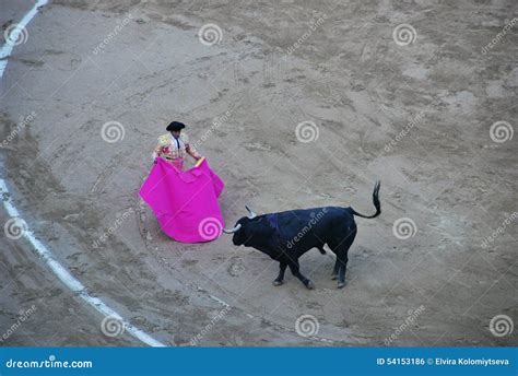 Matador Spanish Bullfighting Editorial Photo - Image of arenas, corrida: 54153186