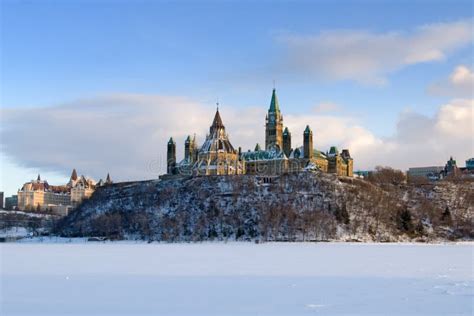 Parliament Hill in Winter stock photo. Image of river - 18301846