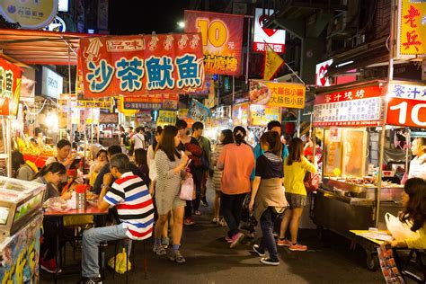 Taiwan-Night-Market - Living + Nomads – Travel tips, Guides, News ...