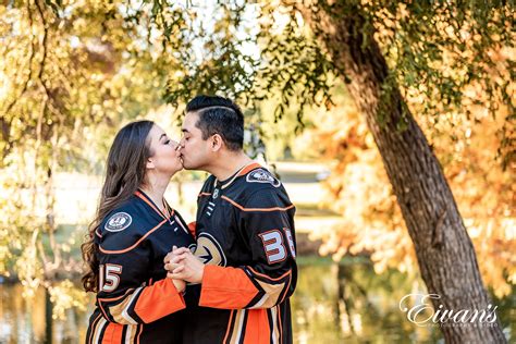 9 Creative engagement photo props you must know