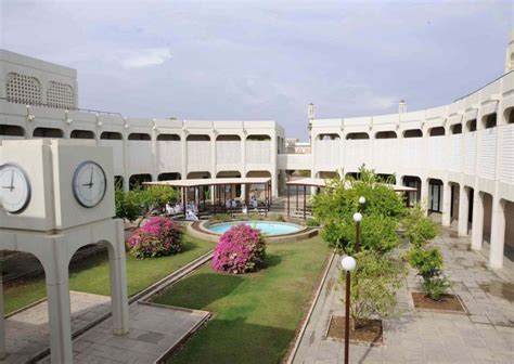 Sultan Qaboos University (SQU) (Muscat, Oman)