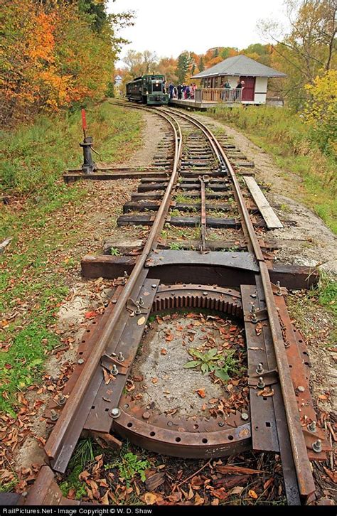 HLBR 3 Huntsville and Lake of Bays Railway GE 25-Ton at Huntsville ...