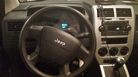 2008 Jeep Compass - Interior Pictures - CarGurus