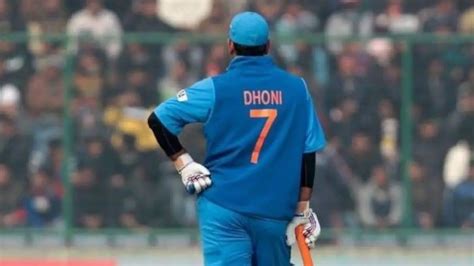 MS Dhoni’s jersey No. 7 retired from Indian cricket as tribute to the ...