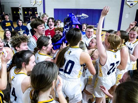 Iowa City Regina wins in overtime, advances to Iowa state girls ...