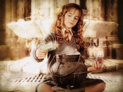 Hermione brewing the polyjuice potion | Harry potter, Polyjuice potion ...