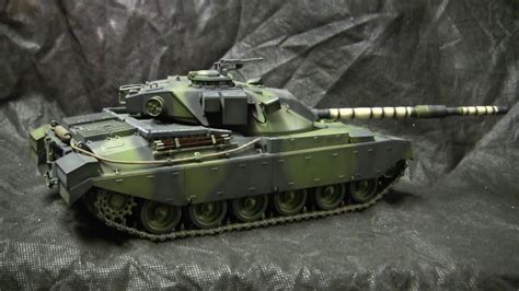 1/25th scale vintage tamiya knockoff British army Chieftain MBT - YouTube