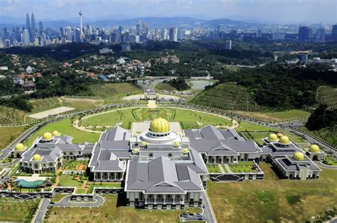 Istana Negara Malaysia | ۩ Presidential Palace ۩ | Pinterest | Brunei, Palace and Malaysia