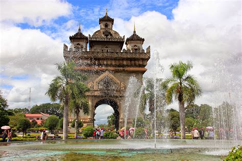 Patuxai Monument - The Great Triumphal Arches of Laos