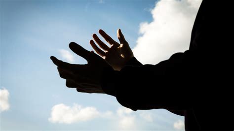 Why Surrendering To God Should Be A No-Brainer - Harbinger's Daily