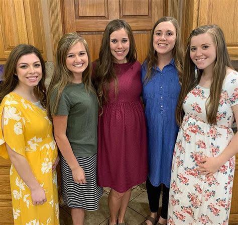 Anna Duggar Shares First Photo of the '5 Pregnant Duggar Sisters'