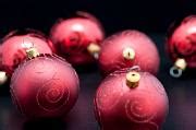 Photo of red baubles | Free christmas images