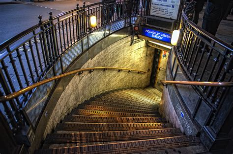 Piccadilly Circus Tube Station, London | Dave Wood | Flickr